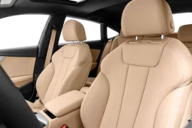 Audi A5 Sportb. S Line 2.0 TFSI Quatt. (Híb.) 2024 – Bancos da Frente · Foto: Audi