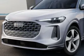 Audi Q5 Advanced 2.0 TFSI Quattro S-tronic 2025 – Detalhe Externo · Foto: Audi