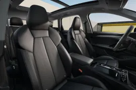 Audi Q6 E-TRON Quattro Performance (Elétrico) 2025 – Bancos da Frente · Foto: Audi