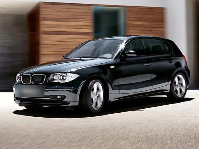 BMW 120i 2.0 AT 2011
