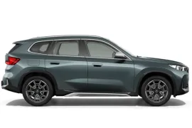 BMW iX1 eDrive20 X-Line Aut. (Elétrico) 2025 – Lateral · Foto: BMW Group
