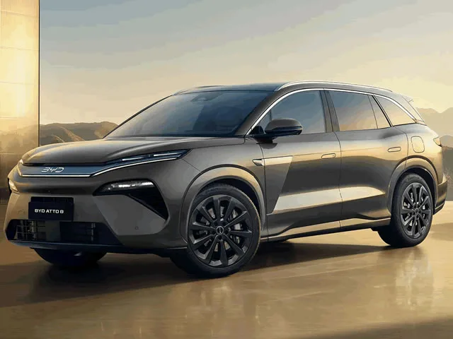 BYD Atto 8 1.5 16V Aut 2027 – Diagonal Frontal · Foto: BYD