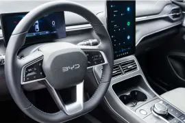 BYD King GS 1.5 2026 – Volante · Foto: BYD