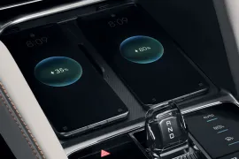 BYD Song Plus Premium 1.5 16V Aut. (Hibrido) 2024 – Detalhe Interno · Foto: BYD