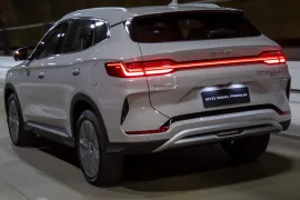 BYD Song Plus Premium 1.5 16V Aut. (Hibrido) 2024 – Em Movimento · Foto: BYD