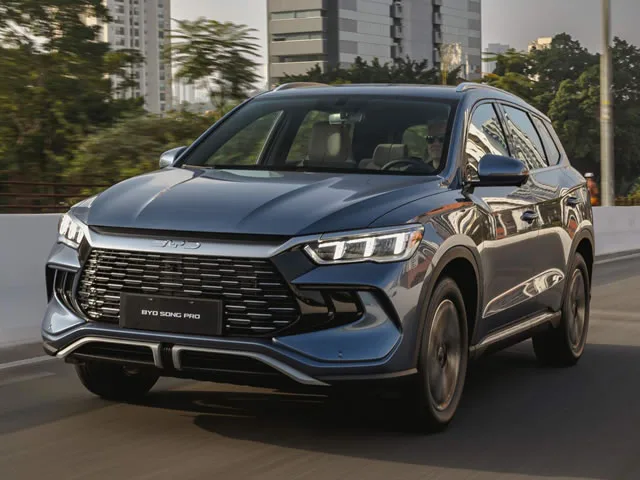 BYD Song Pro GS 1.5 16V Aut. (Hibrido) 2025 – Diagonal Frontal · Foto: BYD