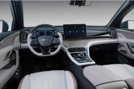 BYD Song Pro GS 1.5 16V Aut. (Hibrido) 2025 – Painel · Foto: BYD