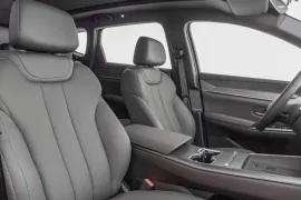 BYD Song Pro DM-i 1.5 2027 – Bancos da Frente · Foto: BYD