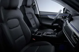 Chery Tiggo 7 Pro Hybrid Max Drive 1.5 2026 – Bancos da Frente · Foto: CAOA Chery