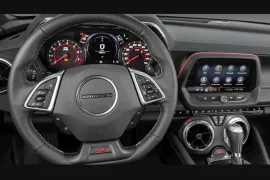 Chevrolet Camaro Conversível SS 6.2 V8 2024 – Volante · Foto: Divulgação