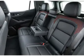 Chevrolet Equinox RS 1.5 2026 – Bancos de Trás · Foto: Chevrolet