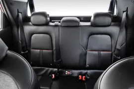 Chevrolet Montana RS 1.2 2026 – Bancos de Trás · Foto: Chevrolet