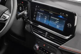 Chevrolet Montana RS 1.2 2026 – Detalhe Interno · Foto: Chevrolet