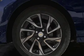 Chevrolet Onix Premier 1.0 Turbo AT 2026 – Roda · Foto: Chevrolet