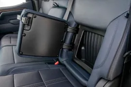 Chevrolet Silverado High Country 5.3 V8 2026 – Bancos de Trás · Foto: Chevrolet