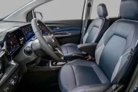 Chevrolet Spin Premier 1.8 AT 2026 – Bancos da Frente · Foto: Chevrolet