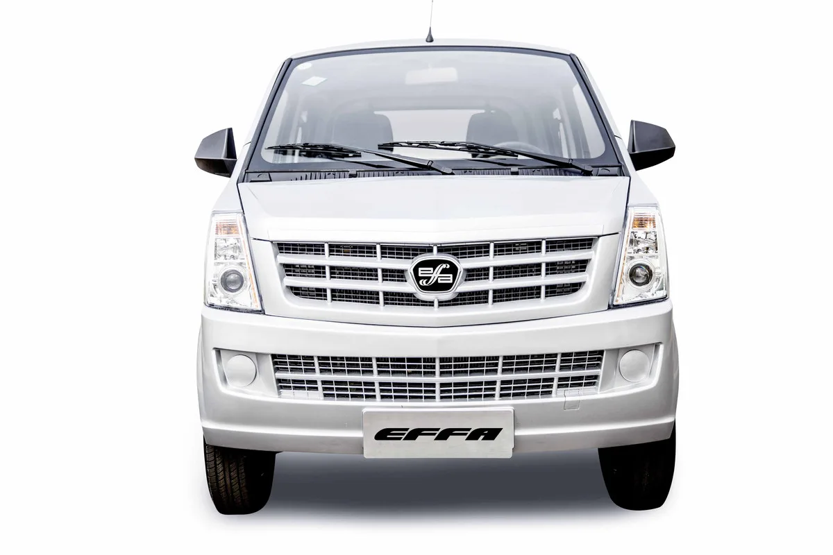 Effa V25 Furgão 1.3 2024 – Frontal · Foto: Effa Motors