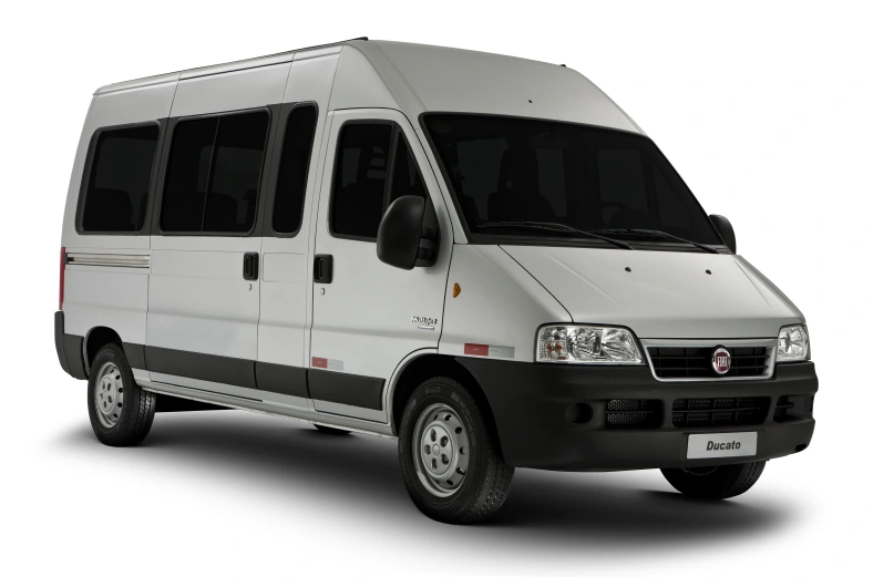 Imagem de Fiat Ducato Minibus Teto Alto 2.3 2015