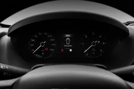 Fiat Ducato Cargo 2.2 2025 – Detalhe Interno · Foto: Fiat