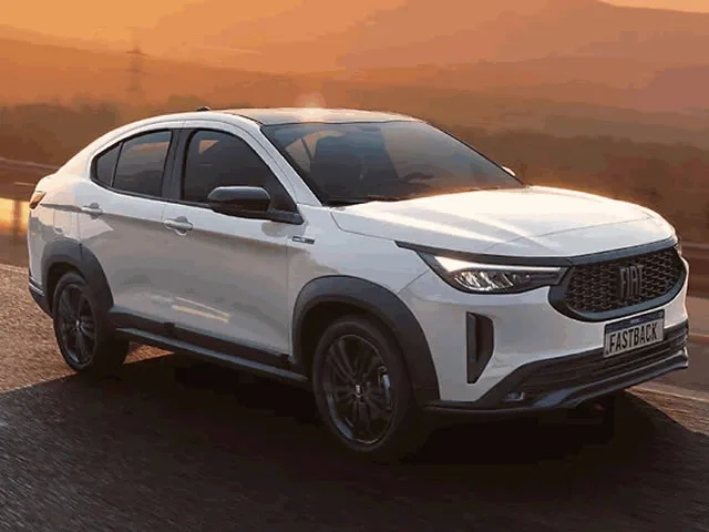 Fiat Fastback Tributo 125 1.0 Turb. Flex Aut 2025 – Diagonal Frontal · Foto: Fiat