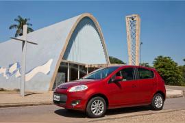 Fiat Palio Attractive 1.0 2014 – Frontal