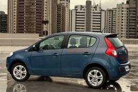 Fiat Palio Attractive 1.4 2014 – Frontal