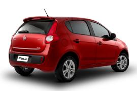 Fiat Palio Essence 1.6 16V 2014 – Diagonal Traseira