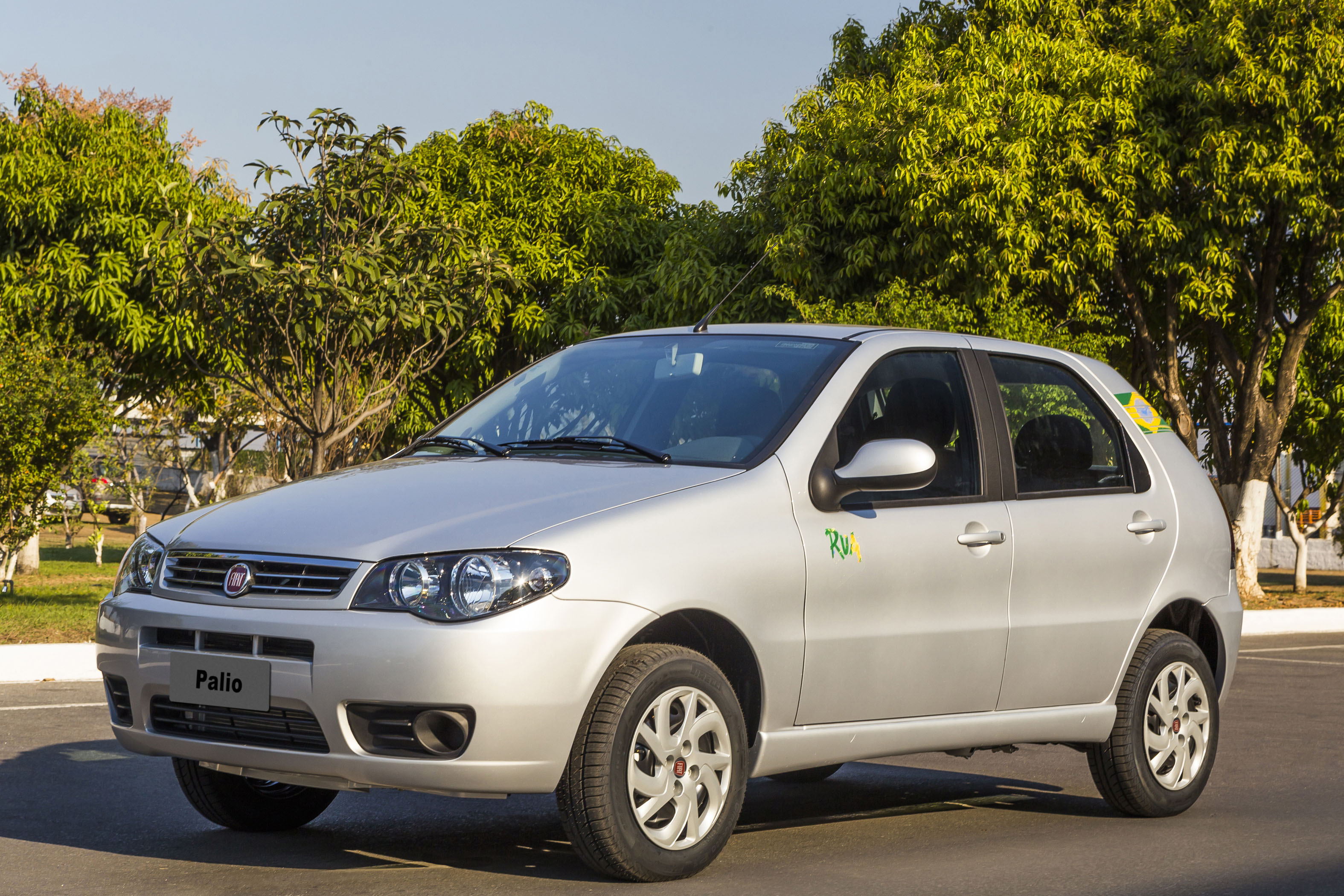Fiat Palio Fire Rua 1.0 2015 – Diagonal Frontal