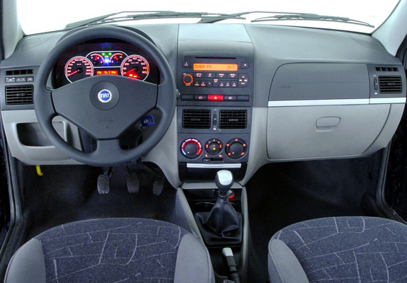 Fiat Palio HLX 1.8 2006 – Frontal