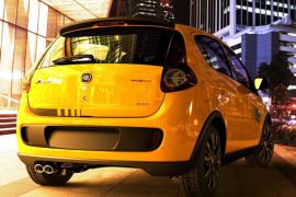 Fiat Palio Sporting 1.6 16V Dualogic 2016 – Diagonal Traseira