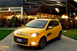 Fiat Palio Sporting 1.6 16V Dualogic 2016 – Frontal