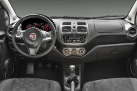 Fiat Palio Attractive 1.4 2017 – Interior · Foto: Fiat