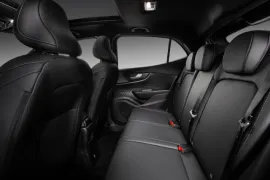 Fiat PULSE IMPETUS T. 200 Aut. (Hibrído) 2026 – Bancos de Trás · Foto: Fiat