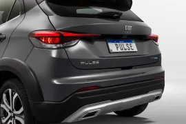 Fiat PULSE IMPETUS T. 200 Aut. (Hibrído) 2026 – Lanterna · Foto: Fiat