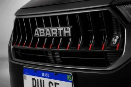Fiat Pulse Abarth 1.3 Turbo 2027 – Emblema · Foto: Abarth