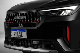 Fiat Pulse Abarth 1.3 Turbo 2027 – Farol · Foto: Abarth