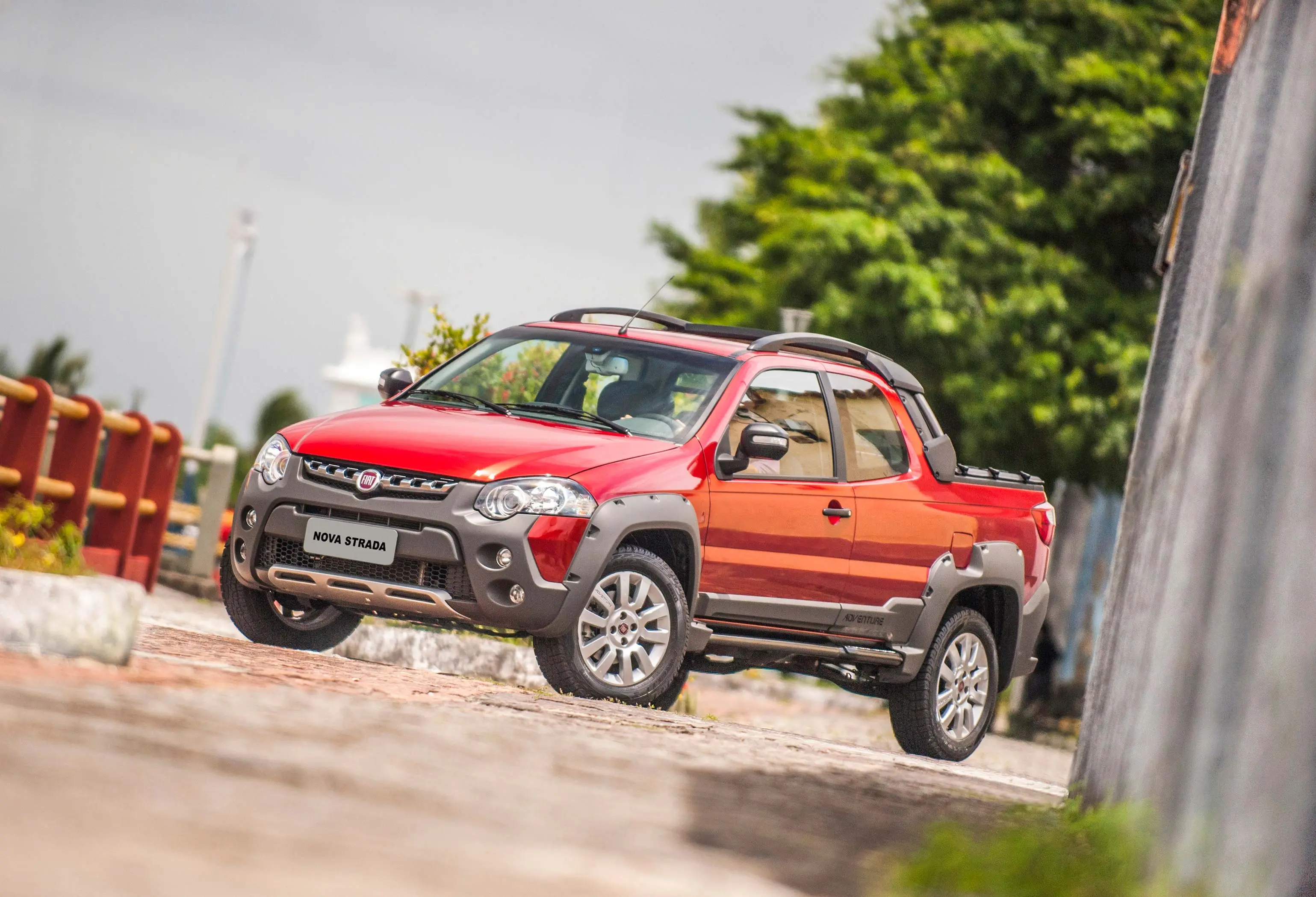 Imagem de Fiat Strada Adventure 1.8 16V CD 2020