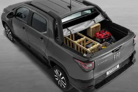 Fiat Strada Ranch 1.0 Turbo 2026 – Porta-Malas · Foto: Fiat