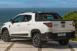 Fiat Strada Ultra 1.0 Turbo 2026 – Diagonal Traseira · Foto: Fiat