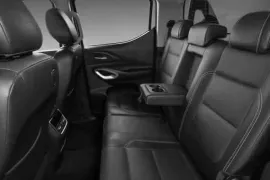 Fiat Titano Ranch 2.2 2024 – Bancos de Trás · Foto: Fiat