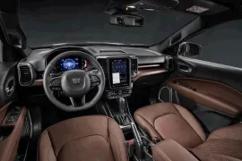 Fiat Toro Ranch 2.2 16V 4x4 TB Diesel Aut 2025 – Interior · Foto: Fiat