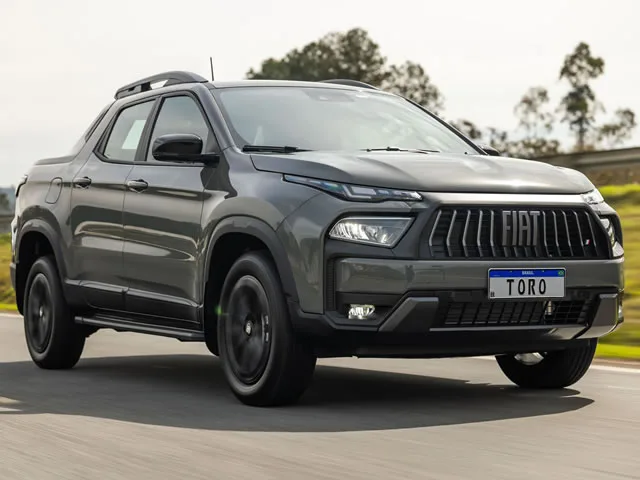 Fiat Toro Ultra 1.3 16V 4x2 TB Flex Aut 2026 – Diagonal Frontal · Foto: Fiat