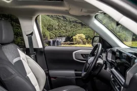 Ford Bronco Sport Badlands 2.0L TB 4WD Aut 2026 – Bancos da Frente · Foto: Ford