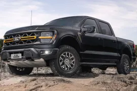 Ford F-150 Tremor 4x4 5.0 V8 2025 – Diagonal Frontal · Foto: Ford