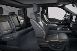 Ford F-150 Tremor 4x4 5.0 V8 2025 – Interior · Foto: Ford
