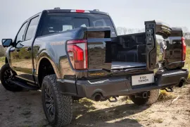 Ford F-150 Tremor 4x4 5.0 V8 2025 – Porta-Malas · Foto: Ford