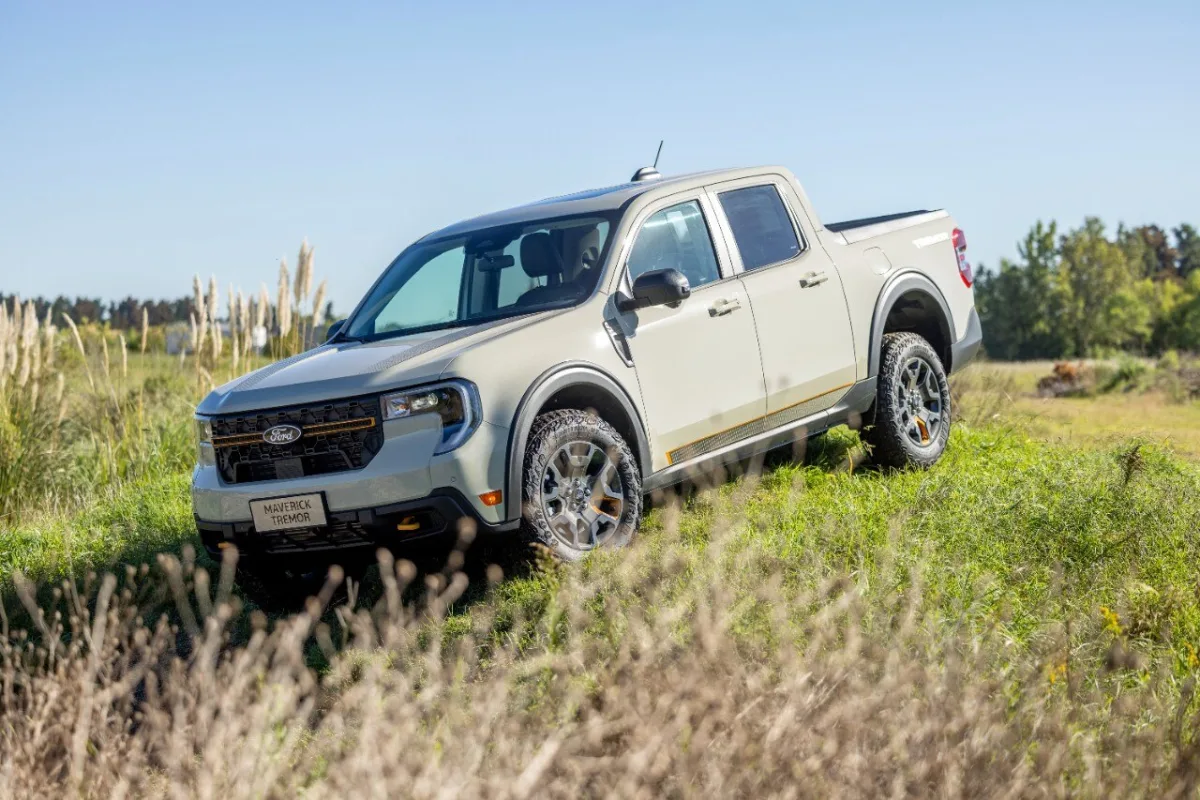 Ford Maverick Tremor 2.0 EcoBoost 4WD Aut 2026 – Diagonal Frontal · Foto: Ford