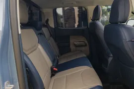 Ford Maverick Lariat Hybrid 2.5 AWD Aut 2026 – Bancos de Trás · Foto: Ford