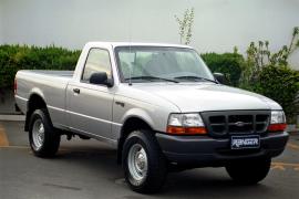 Miniatura Ranger XL 2.5 4x2 CS 2001