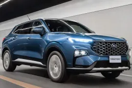 Ford Territory Titanium 1.5 Turbo 2025 – Em Movimento · Foto: Ford